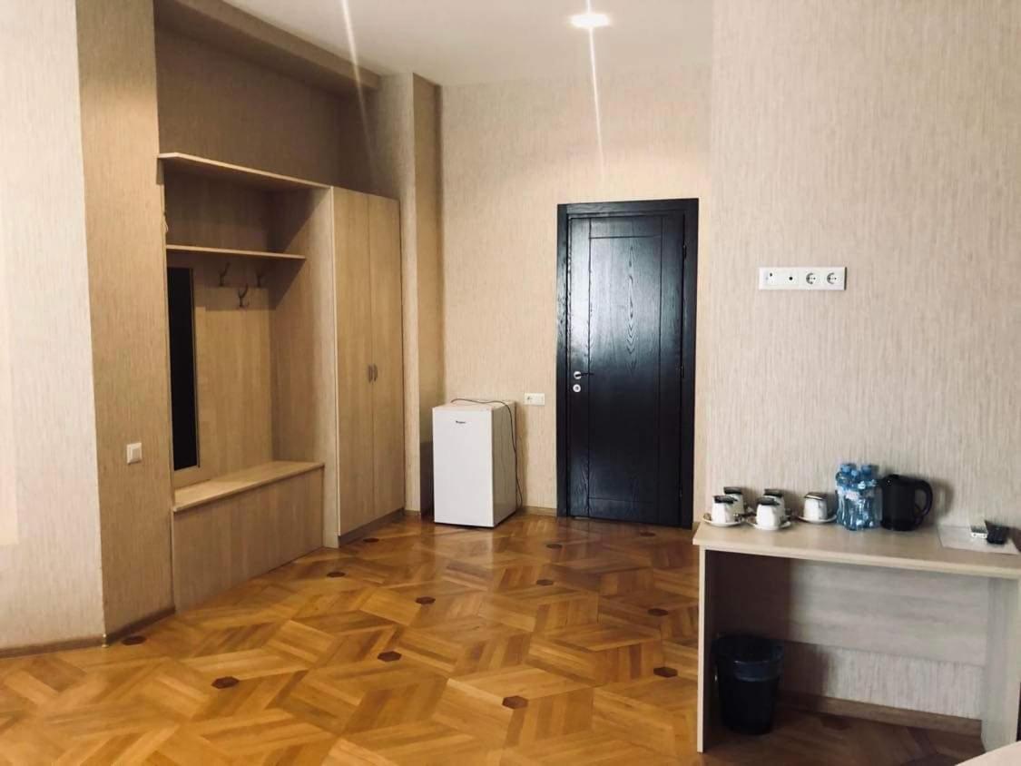 Hotel Doesi Tbiliszi Kültér fotó