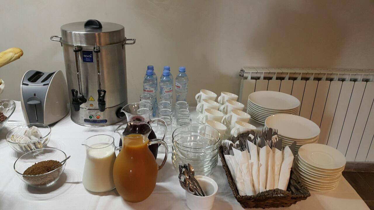 Hotel Doesi Tbiliszi Kültér fotó